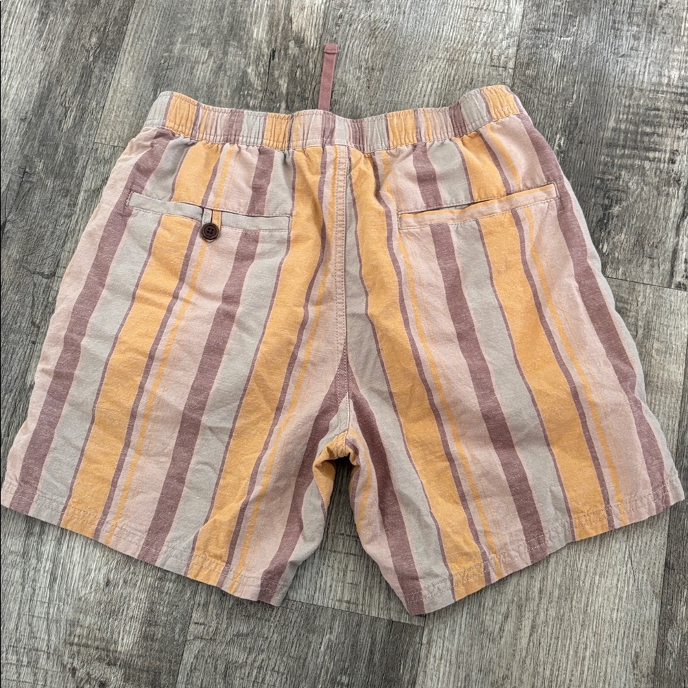 Katin York Short: Dark Clay - Picture 5 of 5